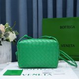 Replica Bottega Veneta Loop Camera Perfect bag 22cm