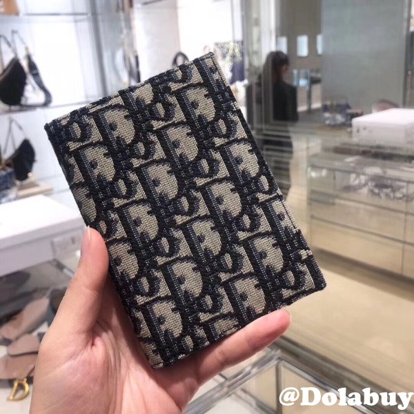 AAA+ UK Dior Passport Holder