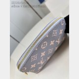 Sell Louis Vuitton Pochette Cosmétique M12440 Best Bag Online