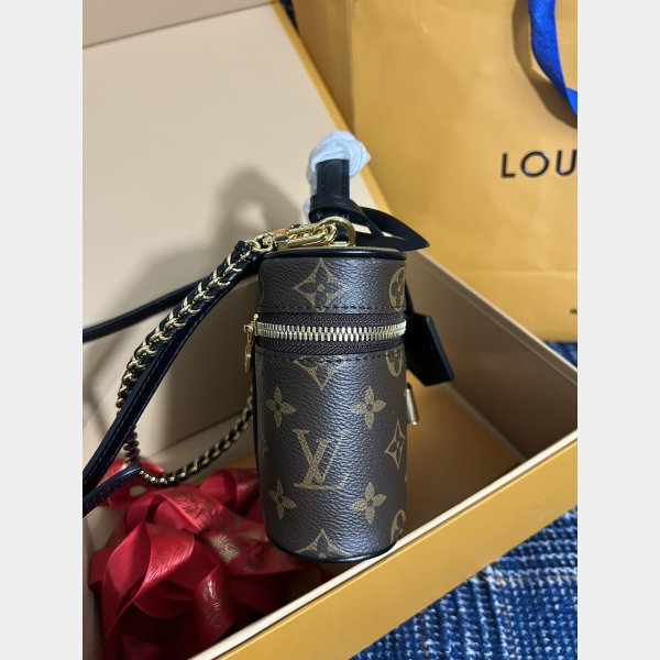 Vanity Chain Pouch Monogram Reverse M47125 Copy Louis Vuitton