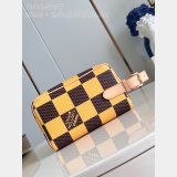 Locker Dopp Kit N40567 Shop Louis Vuitton Clutches UK Bag