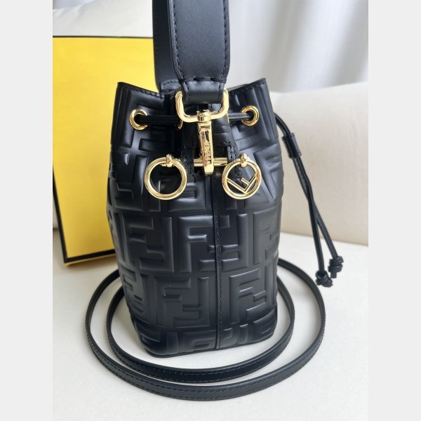 Knockoff Wholesale Fendi Mon Tresor FF small BUCKET BAG