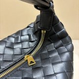 Perfect BOTTEGA VENETA intrecciato happa hobo bag