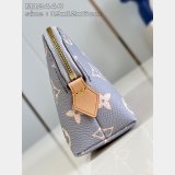 Sell Louis Vuitton Pochette Cosmétique M12440 Best Bag Online