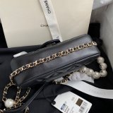 CC Knockoff Pearl CF Classic Flap 18cm Black/White Bags