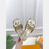 AAA+ LV Isola Flat Mule women style