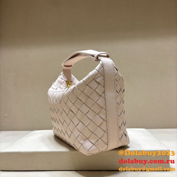 Perfect BOTTEGA VENETA intrecciato happa hobo bag