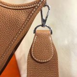 Where to buy High Quality Hermes Evelyne III 28cm UKs Bag