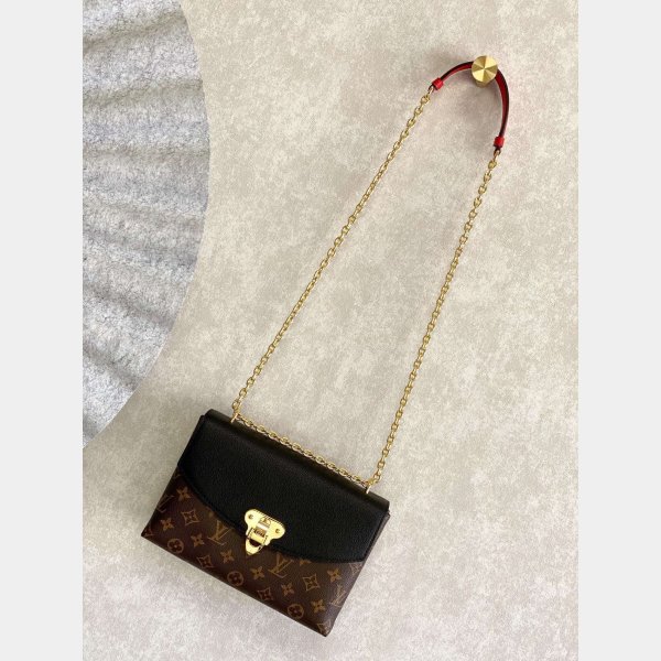 Louis Vuitton 7 Star Women Bag M43714