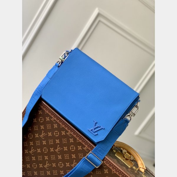 Takeoff Messenger LV Aerogram M22505 Louis Vuitton UK Bag