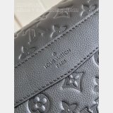 Messenger Voyager PM Copy Louis Vuitton M25121 Black 1:1 Mirror Bag