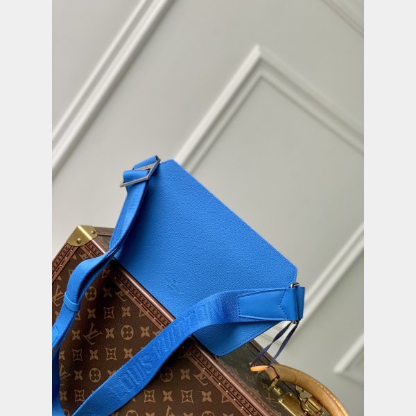 Takeoff Slingbag Louis Vuitton High Quality M22665 LV Aerogram Bag Inspired