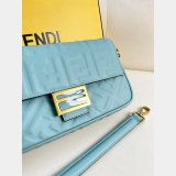 Cheap fendi Iconic Baguette Medium bag 211