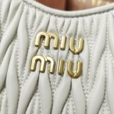 Best 2024 Perfect Miu Miu Matelasse 5BH211 Quality Fake Bag