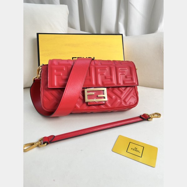 Copy fendi Iconic Baguette Medium nappa handbag