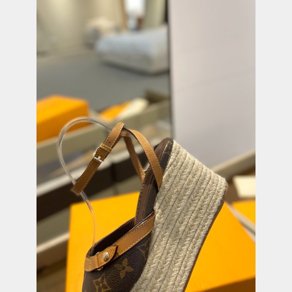 Wholesale LOUIS VUITTON Helios Wedge Sandal