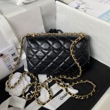 Coco Mail Clutch AP3373 Chain Quilted Fashion Designer Bag