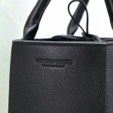 UK BOTTEGA VENETA Medium Arco Tote Bag 36CM