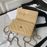 Designer Fashion UK AP2734 Flap Glass Pearls Lambskin Bag