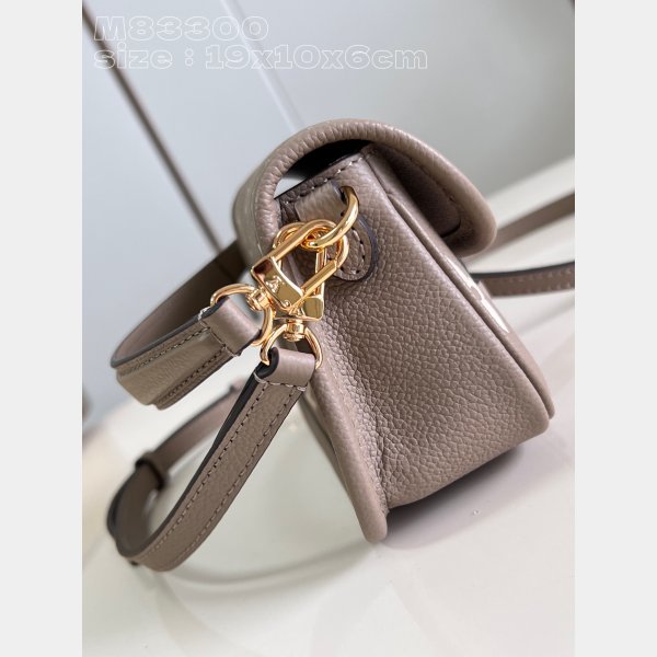 Nano Diane Bicolor M83300 High Quality bag New Arrival Louis Vuitton Bag