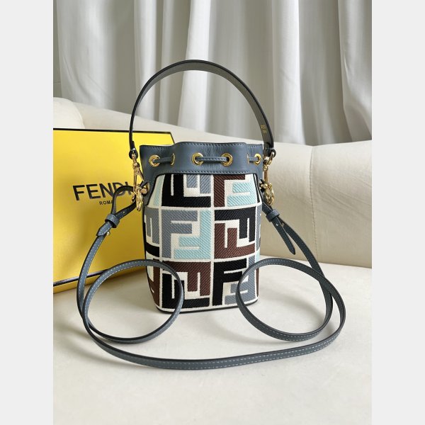 Knockoff Wholesale Fendi Mon Tresor FF small BUCKET BAG