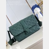 S-Cape Messenger Taurillon M24439 Green LV 7 Star Men Bags