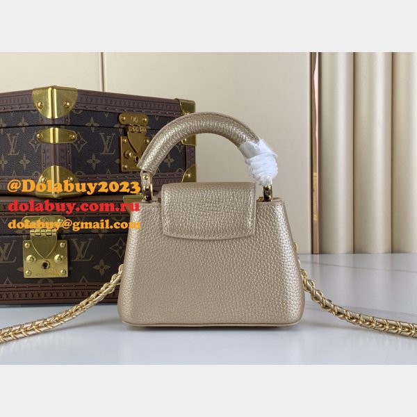 The  7 Star Capucines Louis Vuitton M48865 M24583 Bag