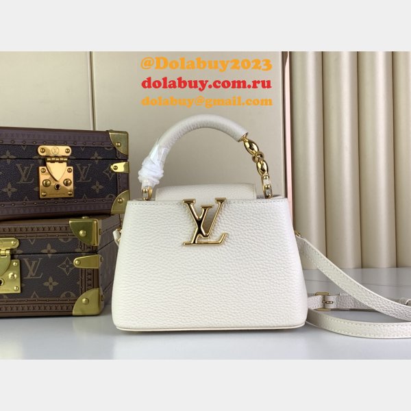 The Capucines M48865 M24989 M24698 Louis Vuitton Designer Designer Bag