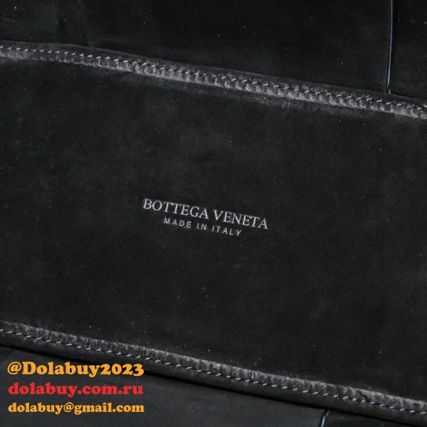 UK BOTTEGA VENETA Arco Small Tote Bag 30CM