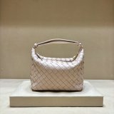 Perfect BOTTEGA VENETA intrecciato happa hobo bag