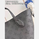 Louis Vuitton 7 Star M21849 Blossom 7 Star Mahina Bag