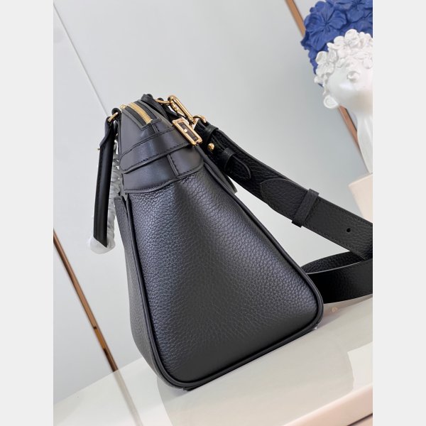 Luxury Latest Designs From Louis Vuitton Lock It M22914 Black Bag