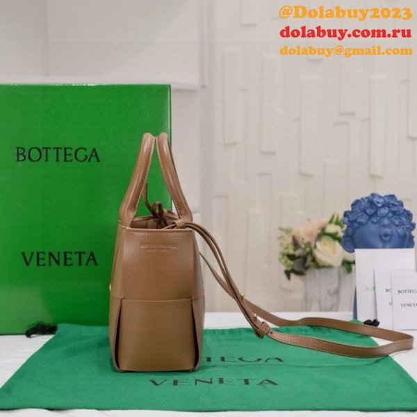 Designer Bottega Veneta MINI Arco Tote Bag 25CM