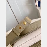 UK Lockme Tender M58557 Louis Vuitton AAA+ Top Quality Bag