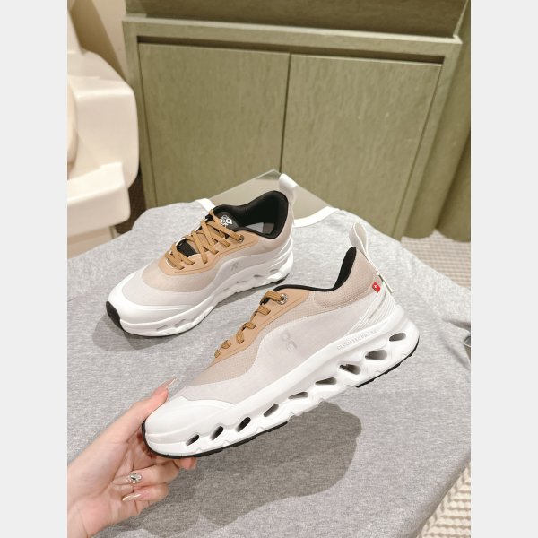 7 Star LOEWE On Cloudtilt 2.0 couple sneaker