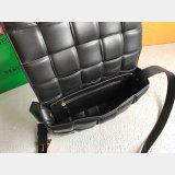 Bottega Veneta Best Knockoff Maxi Intreccio Cassette Nappa leather shoulder bag